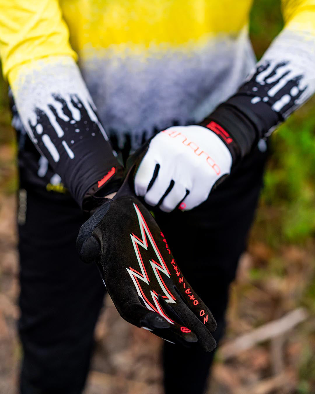 Womens Race Glove | White