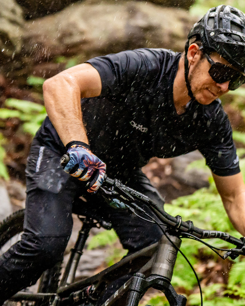 Mens Trail Glove | Venice Beach