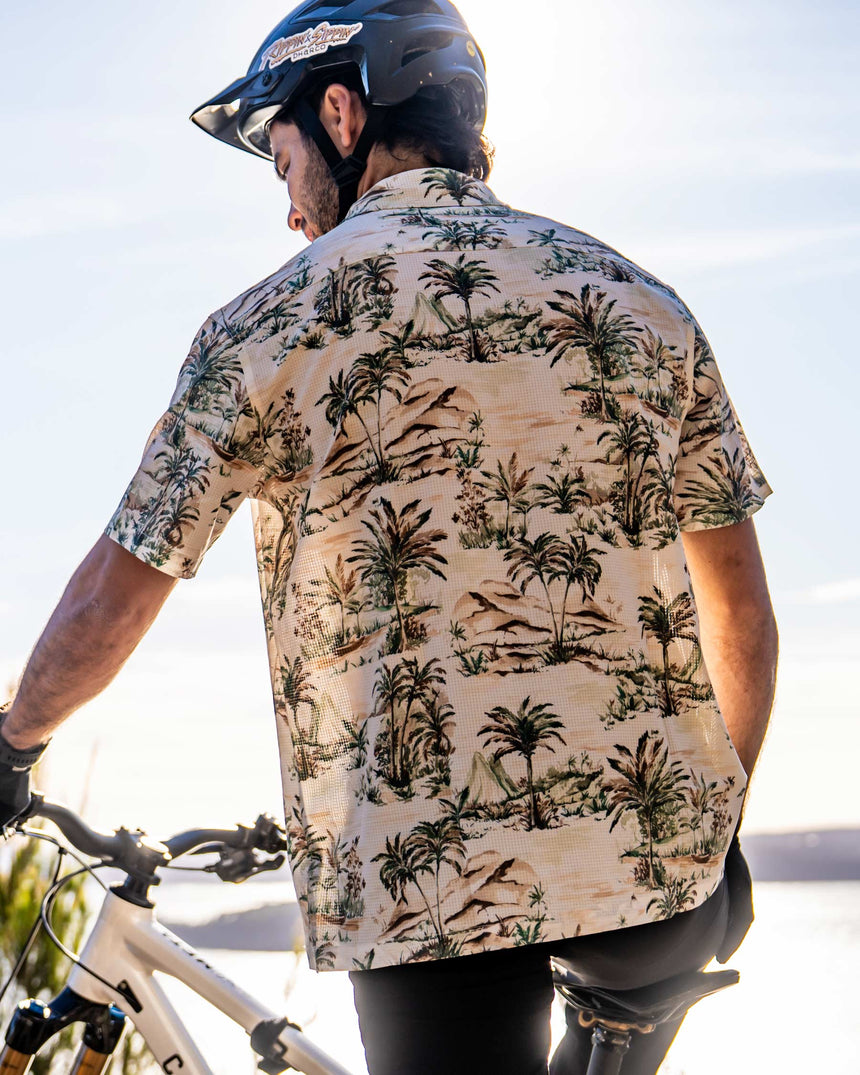 Party Shirt Tech pour homme | Perdu | Manches courtes | HAUTS POUR HOMMES | DHaRCO | Image 7 sur 7