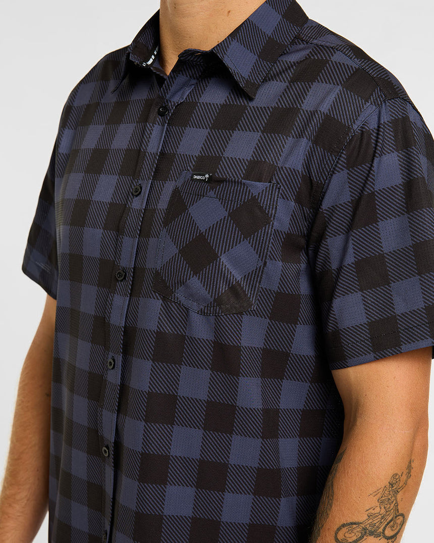 Party Shirt Tech pour homme | Jet | Manches courtes | HAUTS POUR HOMMES | DHaRCO | Image 6 sur 6