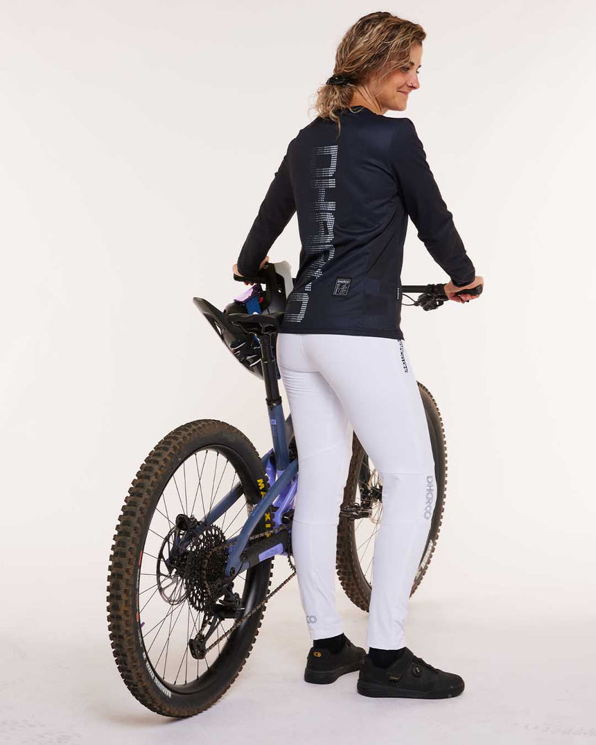 Pantalon de gravité pour femmes | Blanc Pants de gravité | BAS POUR FEMME | DHaRCO | Image 4 sur 6