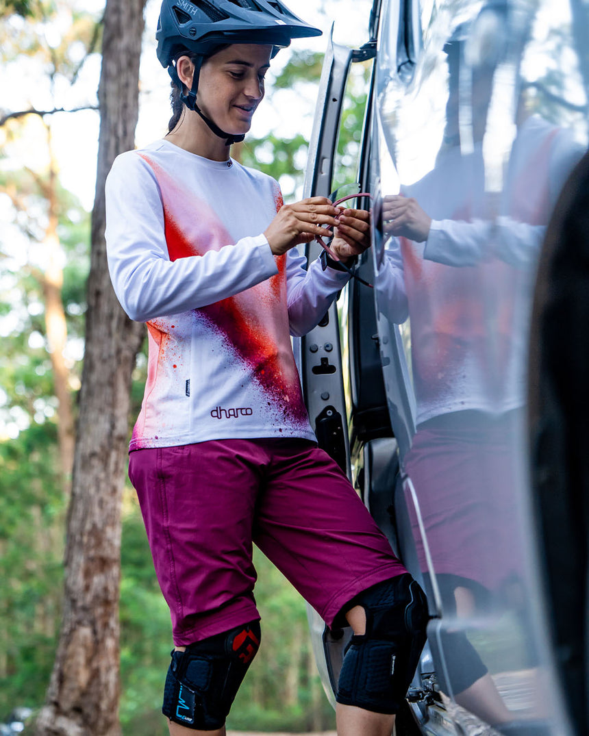 Womens Gravity Shorts | Sangria