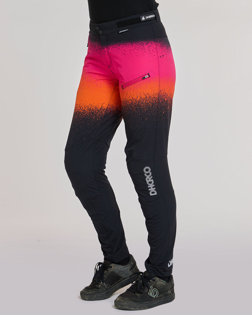 Pantalon de gravité pour femmes | Noir Serpent | Pantalon de gravité | BAS POUR FEMME | DHaRCO | Image 3 sur 6