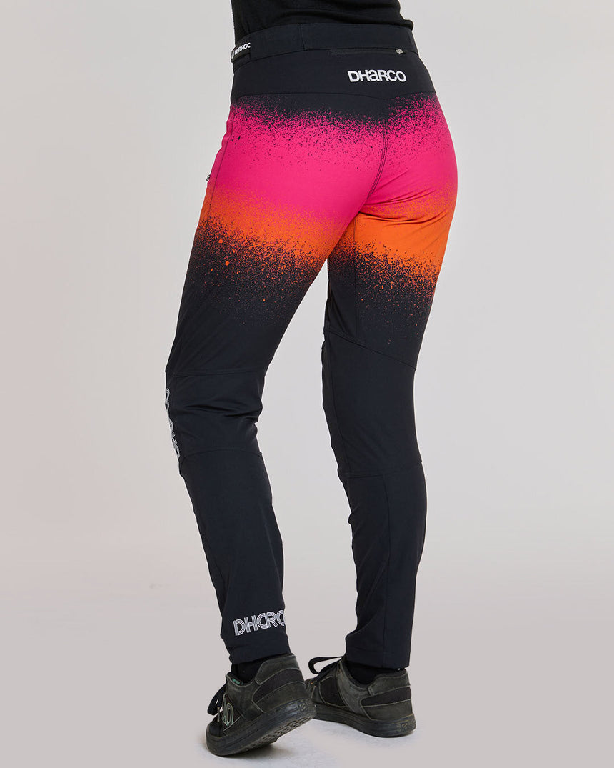 Pantalon de gravité pour femmes | Noir Serpent | Pantalon de gravité | BAS POUR FEMME | DHaRCO | Image 2 sur 6
