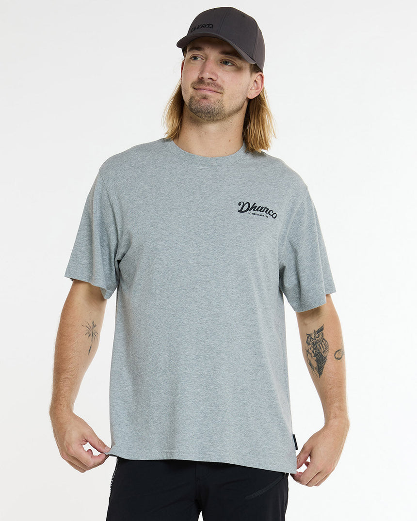 Tee en coton pour homme | Grey Marble | Manches courtes | HAUTS POUR HOMMES | DHaRCO | Image 2 sur 6