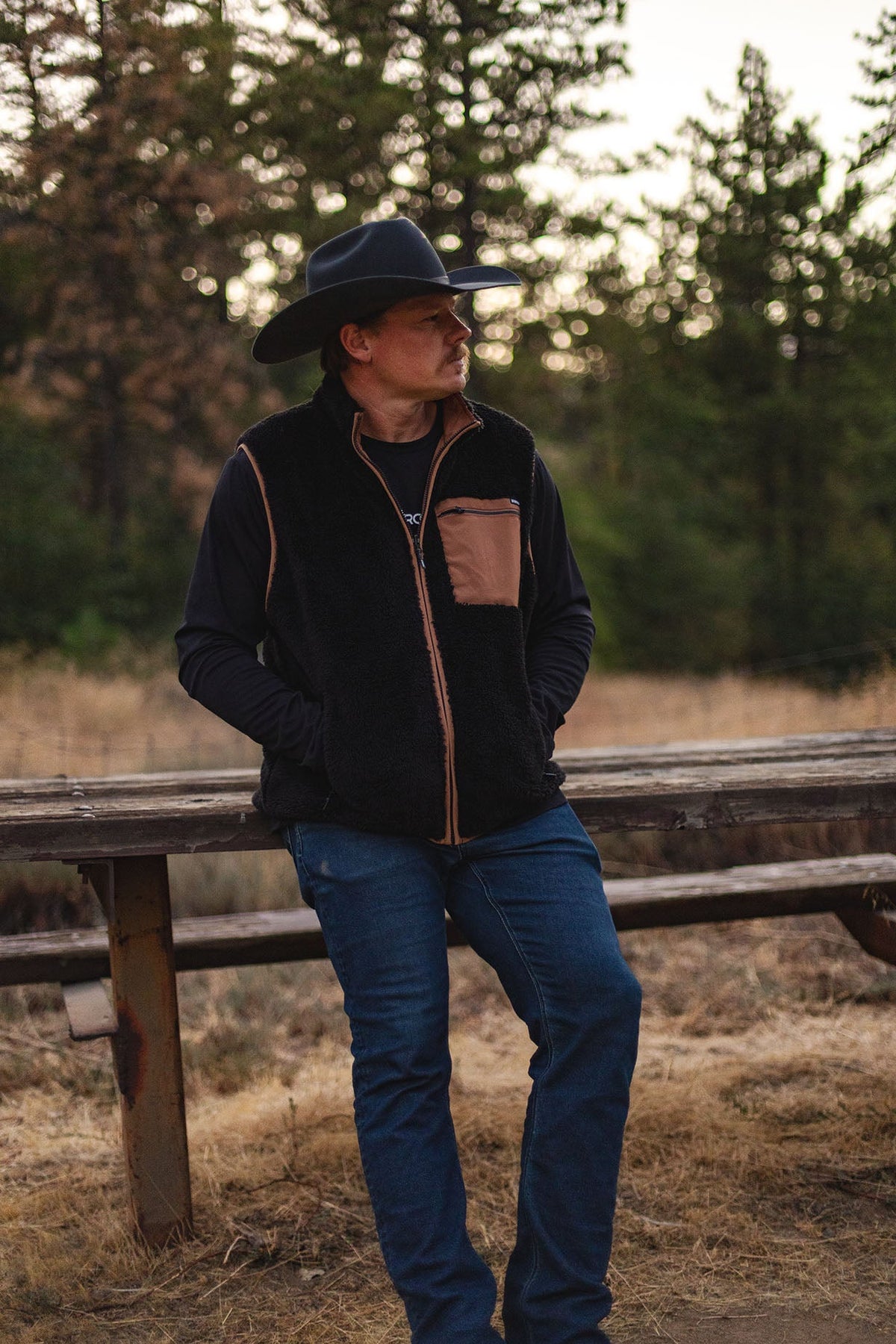 Gilet Sherpa pour hommes | Kyle Strait Signature - Sélection | HOMMES | HAUTS Sweats et Polaires | GILET SHERPA | DHaRCO | VTT Image 8 sur 8