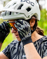 Womens Trail Glove | Cypress