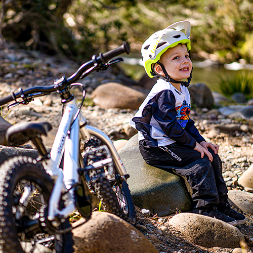 Boys mountain bike shop clothing