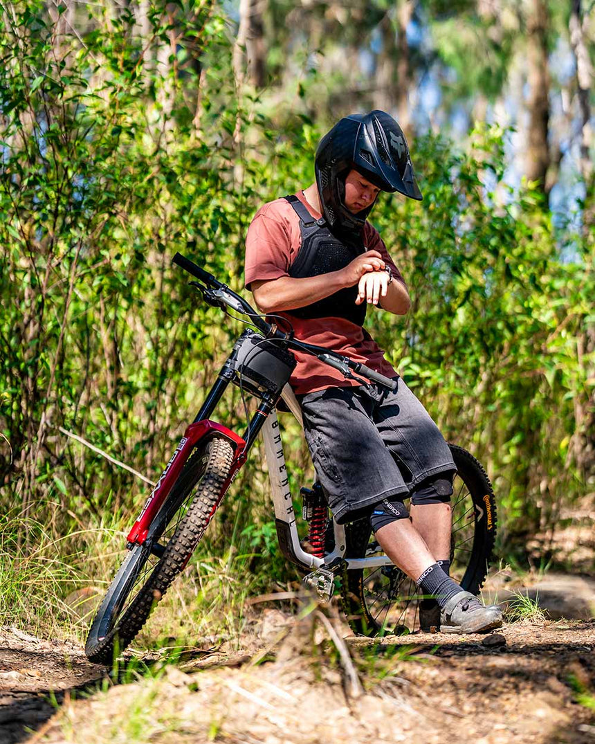 Youth Jort | Iron Dust