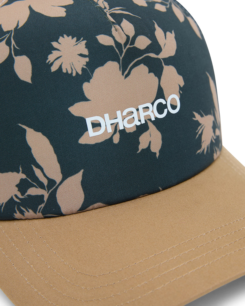 Curved Peak Trucker | Louis