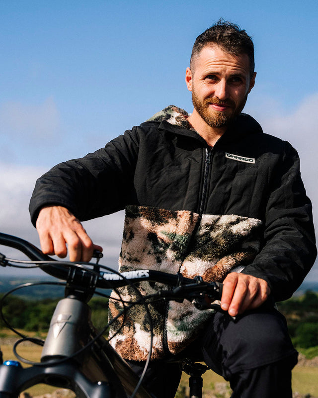 Sherpa pour hommes | Isted Signature - Brume du désert | HOMMES | HAUTS Sweats et Polaires | SHERPA | SHERPA | DHaRCO | VTT Image 1 sur 8