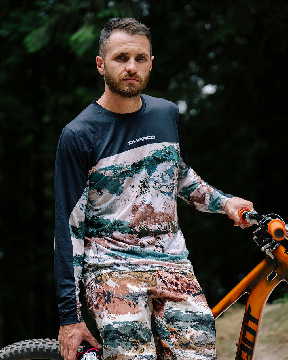 Mountain Bike Clothing - Jerseys, Shorts, Pants, Accessories