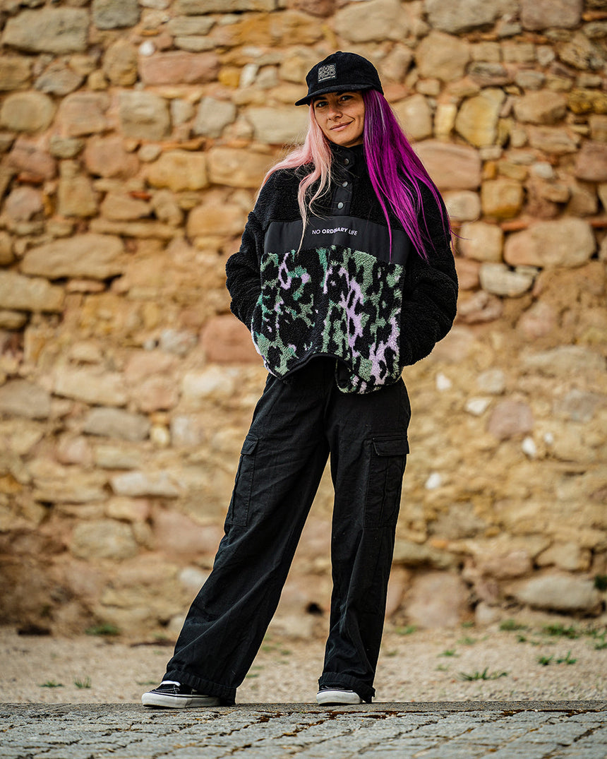 Sherpa pour femme | Isa Signature - Violet Leopard | FEMMES HAUTS Sweats et Polaires | SHERPA | SHERPA | DHaRCO | VTT Image 2 sur 8
